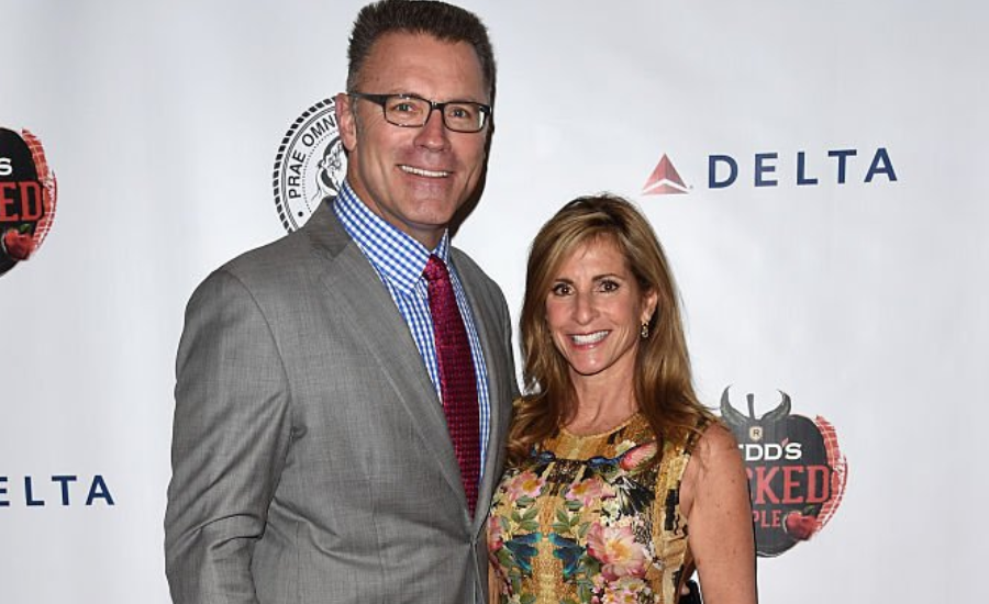 Marriage to Howie Long